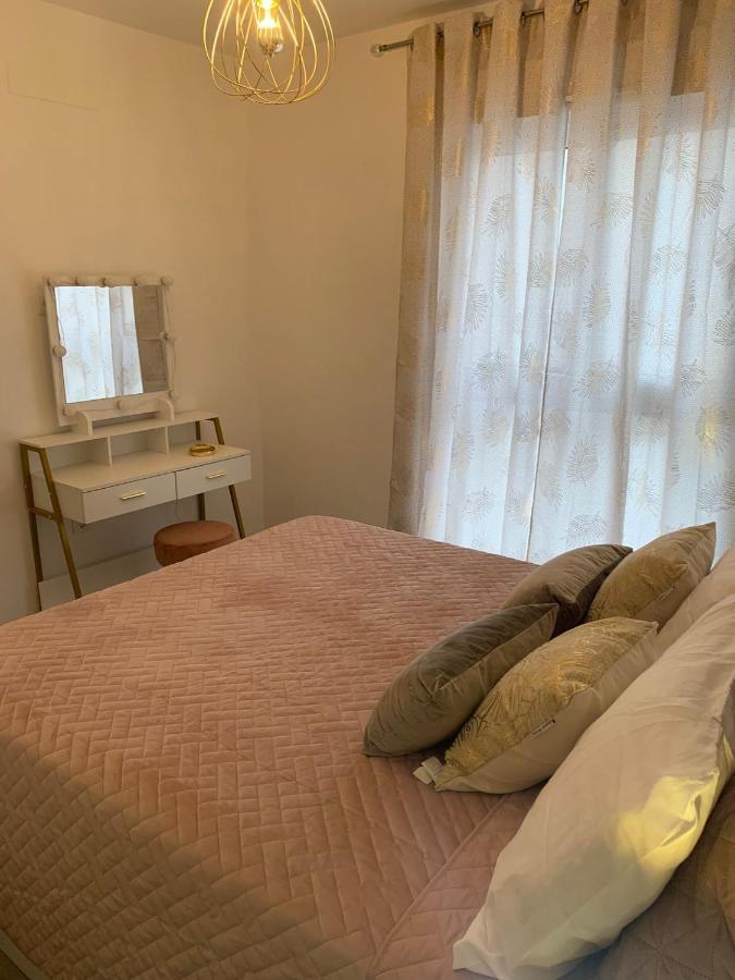 Los Boliches Holidays Suites Fuengirola Exterior foto