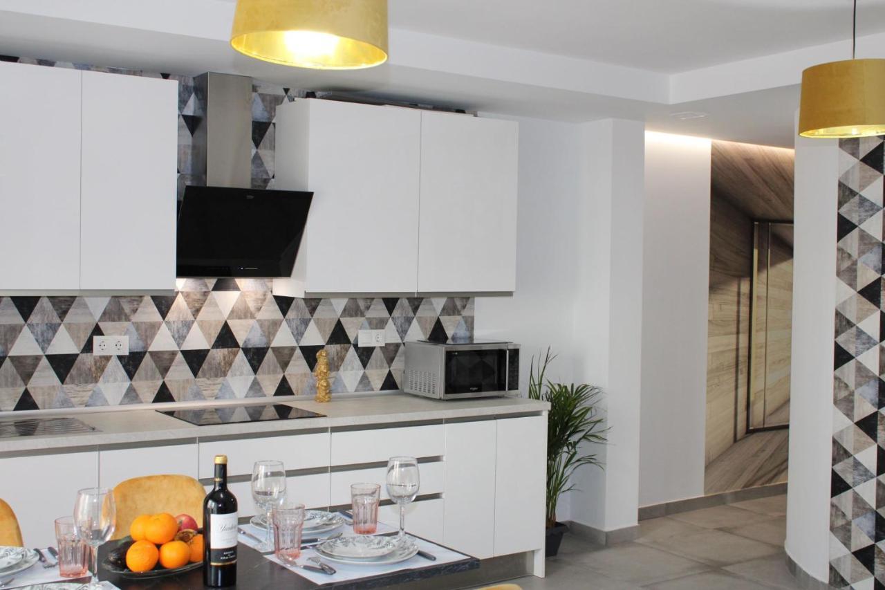 Los Boliches Holidays Suites Fuengirola Exterior foto