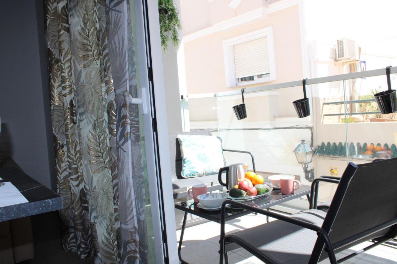 Los Boliches Holidays Suites Fuengirola Exterior foto